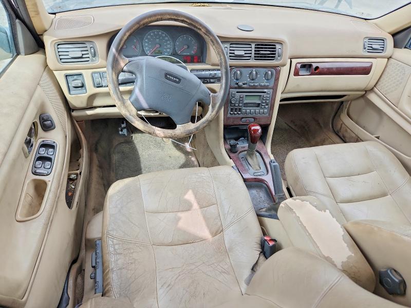 2000 Volvo V70 მანქანა იყიდება აუქციონზე, vin: YV1LZ56D6Y2657339, აუქციონის ნომერი: 66948016