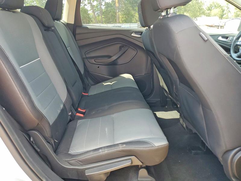 2015 Ford Escape მანქანა იყიდება აუქციონზე, vin: 1FMCU0G72FUA35723, აუქციონის ნომერი: 63150356