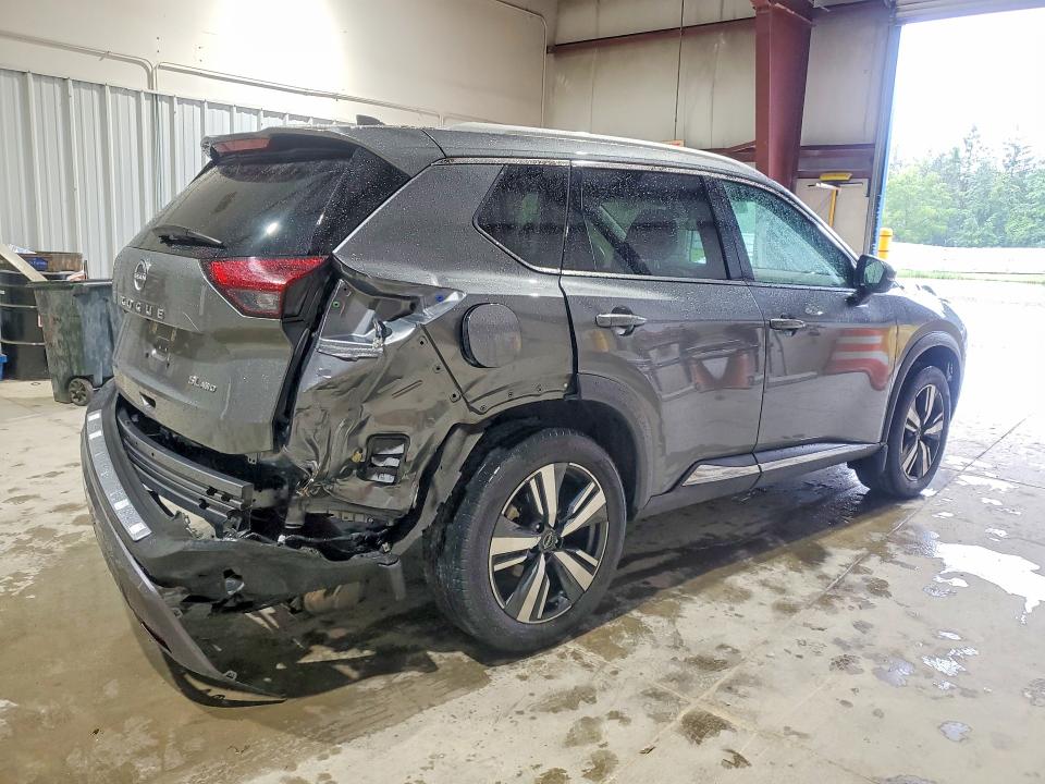 67006966 :رقم المزاد ، 5N1BT3CB0PC867157 vin ، 2023 Nissan Rogue مزاد بيع