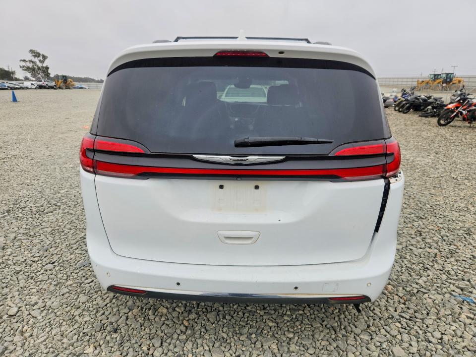 Продажа на аукционе авто 2022 Chrysler 200 Limited 4dr, vin: 2C4RC1BG0NR126029, номер лота: 64660556
