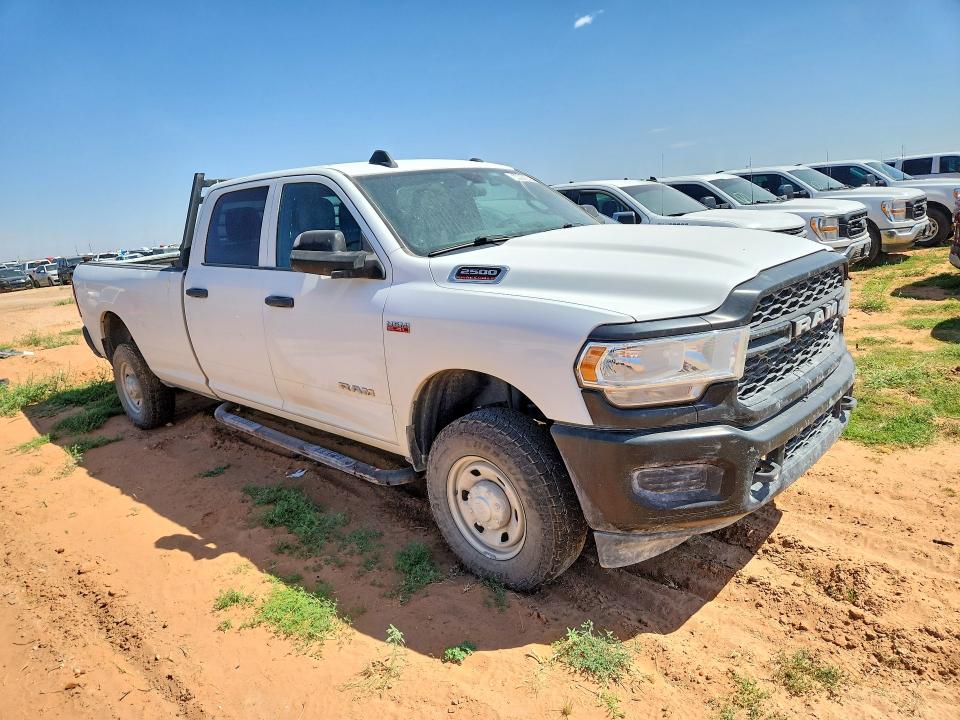 Продажа на аукционе авто 2022 Ram 2500, vin: 3C6UR5HJ8NG251053, номер лота: 64491046