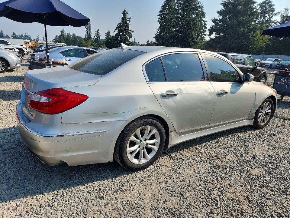 Продажа на аукционе авто 2012 Hyundai Genesis, vin: KMHGC4DD0CU191390, номер лота: 64180766