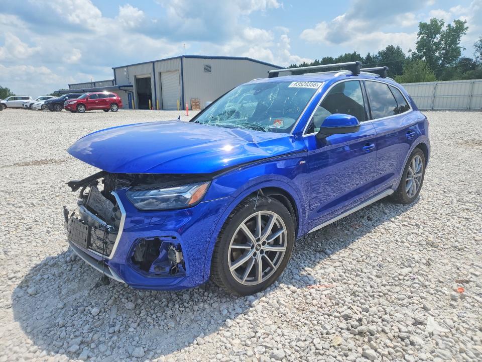 63529356 :رقم المزاد ، WA1F2AFY8M2062001 vin ، 2021 Audi Q5 E مزاد بيع