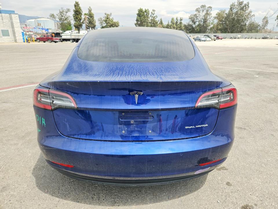 66291126 :رقم المزاد ، 5YJ3E1EB8JF147734 vin ، 2018 Tesla Model 3 مزاد بيع