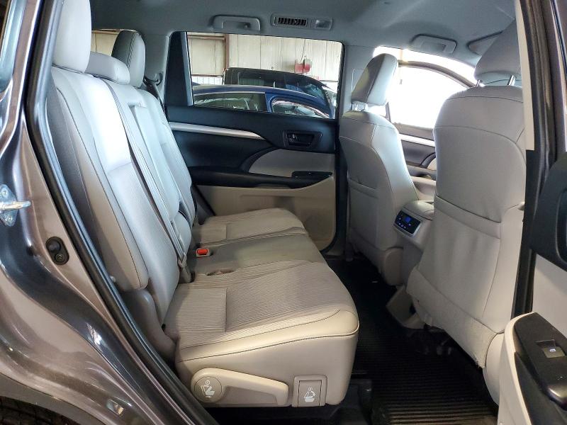 Продажа на аукционе авто 2019 Toyota Highlander, vin: 5TDBZRFH2KS935665, номер лота: 65851056