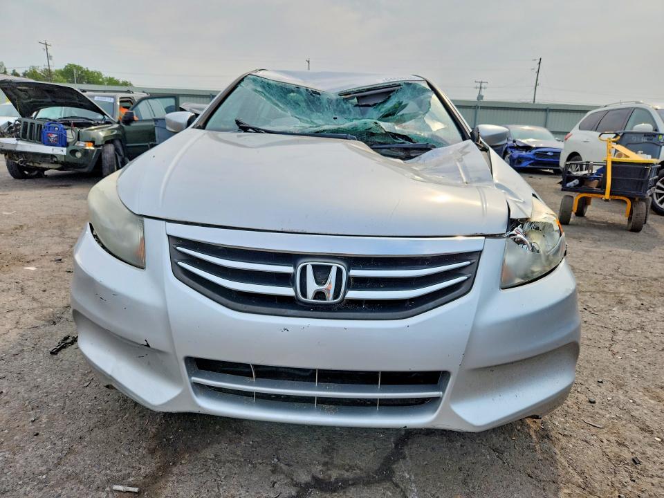 2012 Honda Accord მანქანა იყიდება აუქციონზე, vin: 1HGCP2F30CA241076, აუქციონის ნომერი: 64690386