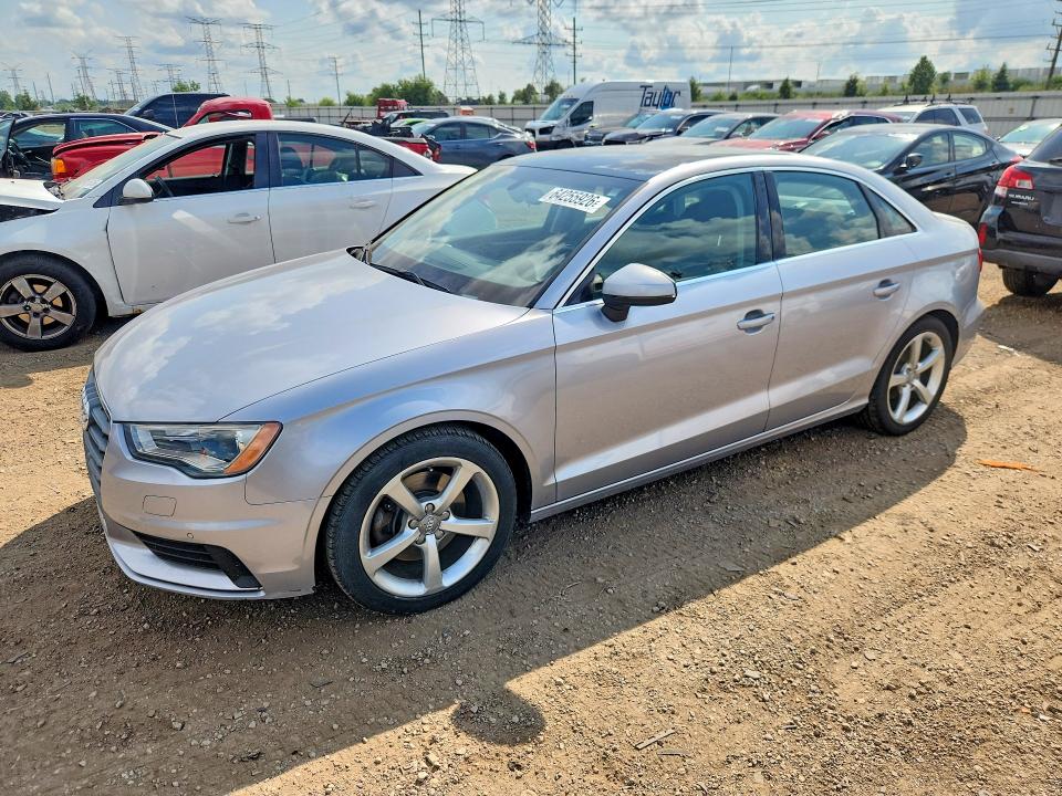 64255926 :رقم المزاد ، WAUBFGFF1F1092389 vin ، 2015 Audi A3 مزاد بيع
