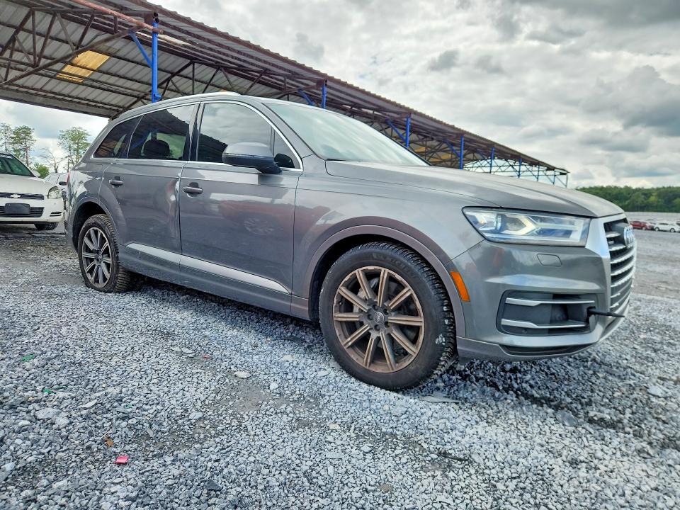 2017 Audi Q7 მანქანა იყიდება აუქციონზე, vin: WA1AAAF76HD019727, აუქციონის ნომერი: 63802036