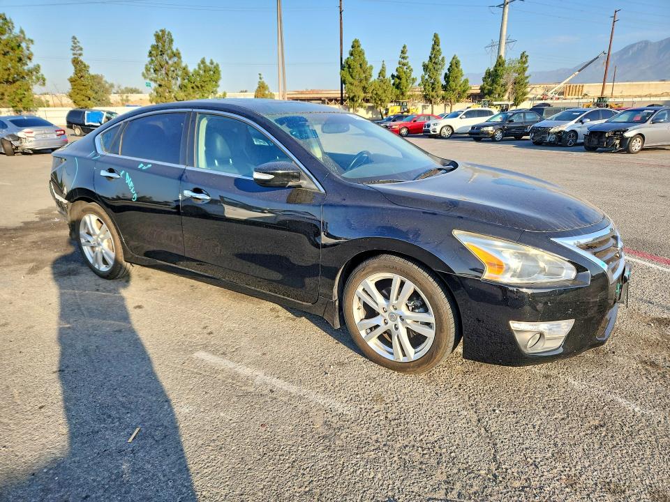 Продажа на аукционе авто 2013 Nissan Altima, vin: 1N4BL3AP2DN515223, номер лота: 64059626