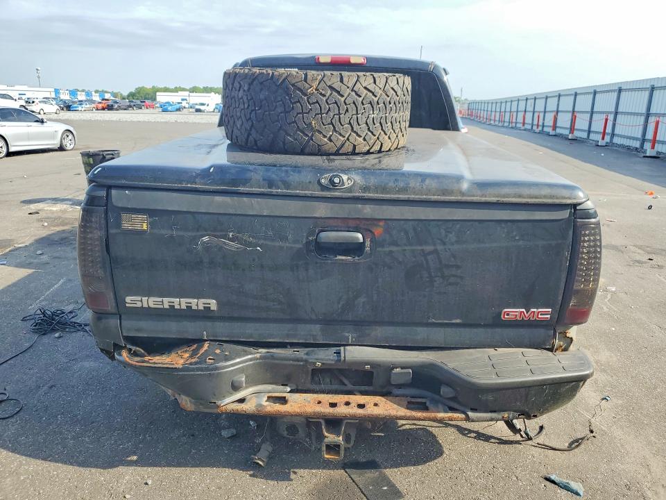 2003 Gmc Sierra მანქანა იყიდება აუქციონზე, vin: 2GTFK69U531163071, აუქციონის ნომერი: 63986886