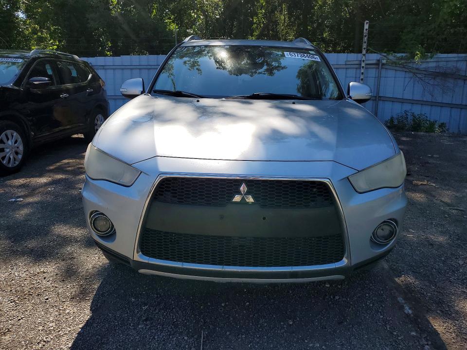 2010 Mitsubishi Outlander მანქანა იყიდება აუქციონზე, vin: JA4JT5AXXAZ606949, აუქციონის ნომერი: 63738406