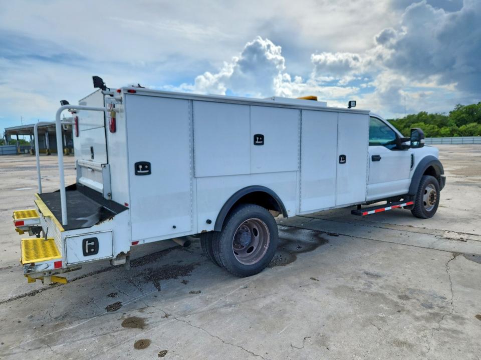 64262996 :رقم المزاد ، 1FDUF5HY6JDA01067 vin ، 2018 Ford F550 مزاد بيع