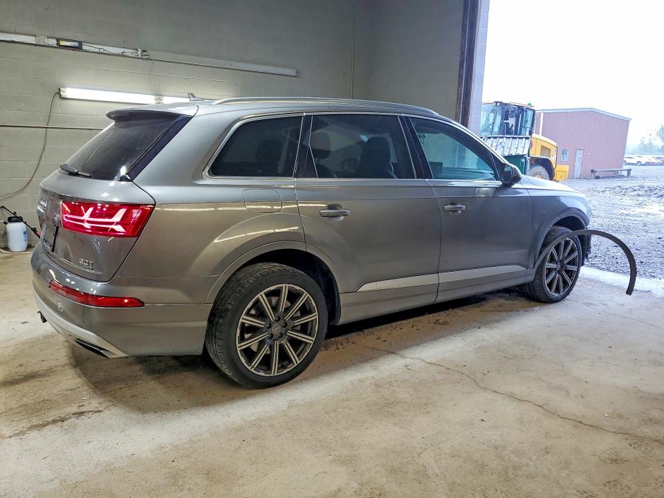 2017 Audi Q7 მანქანა იყიდება აუქციონზე, vin: WA1LAAF73HD004529, აუქციონის ნომერი: 66917326