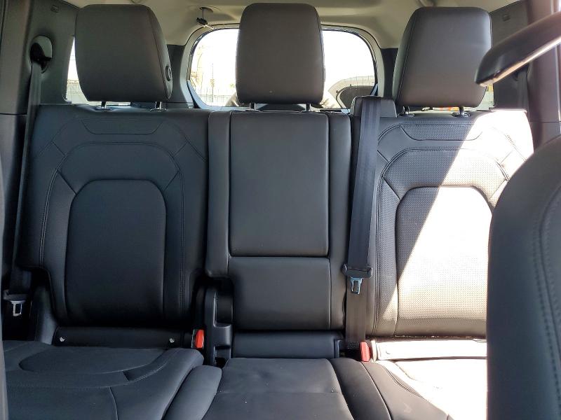 Продажа на аукционе авто 2025 Land Rover Defender, vin: SALEJFFU3S2428502, номер лота: 64780016
