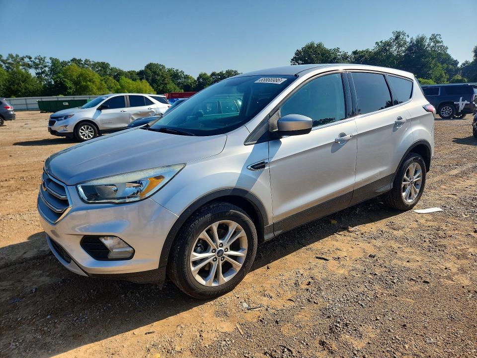 2017 Ford Escape მანქანა იყიდება აუქციონზე, vin: 1FMCU0GD9HUB49159, აუქციონის ნომერი: 65866986