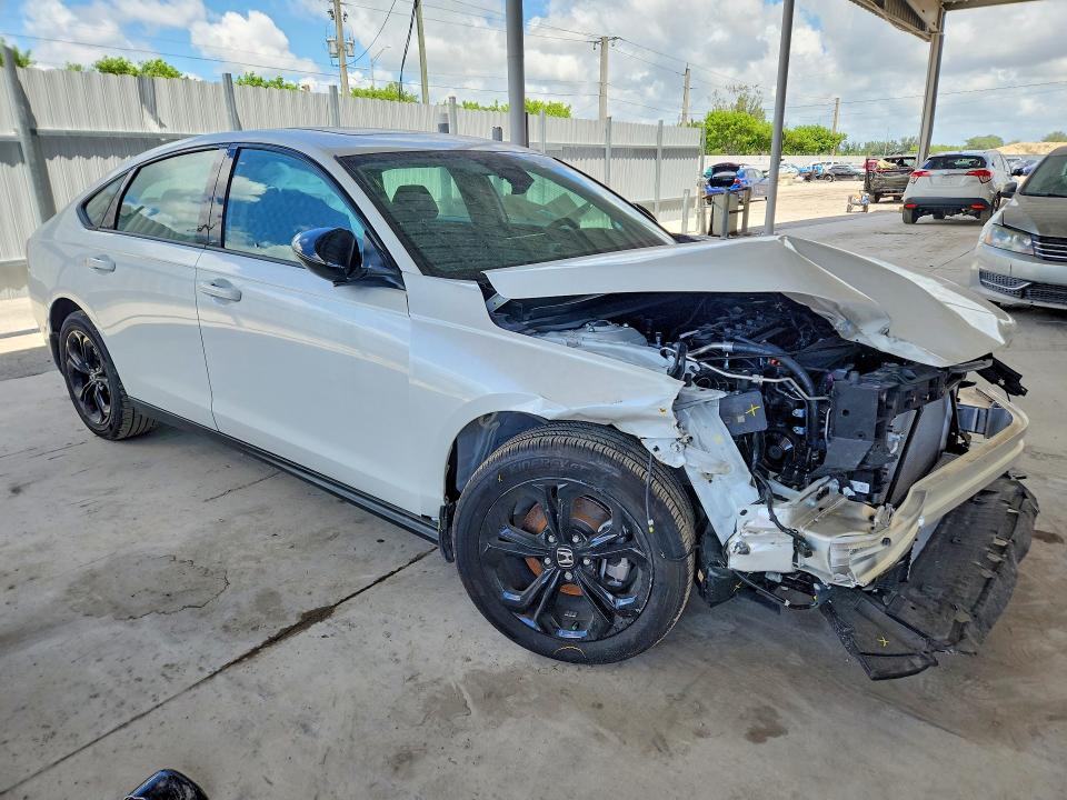61647396 :رقم المزاد ، 1HGCY1F46SA075693 vin ، 2025 Honda Accord مزاد بيع
