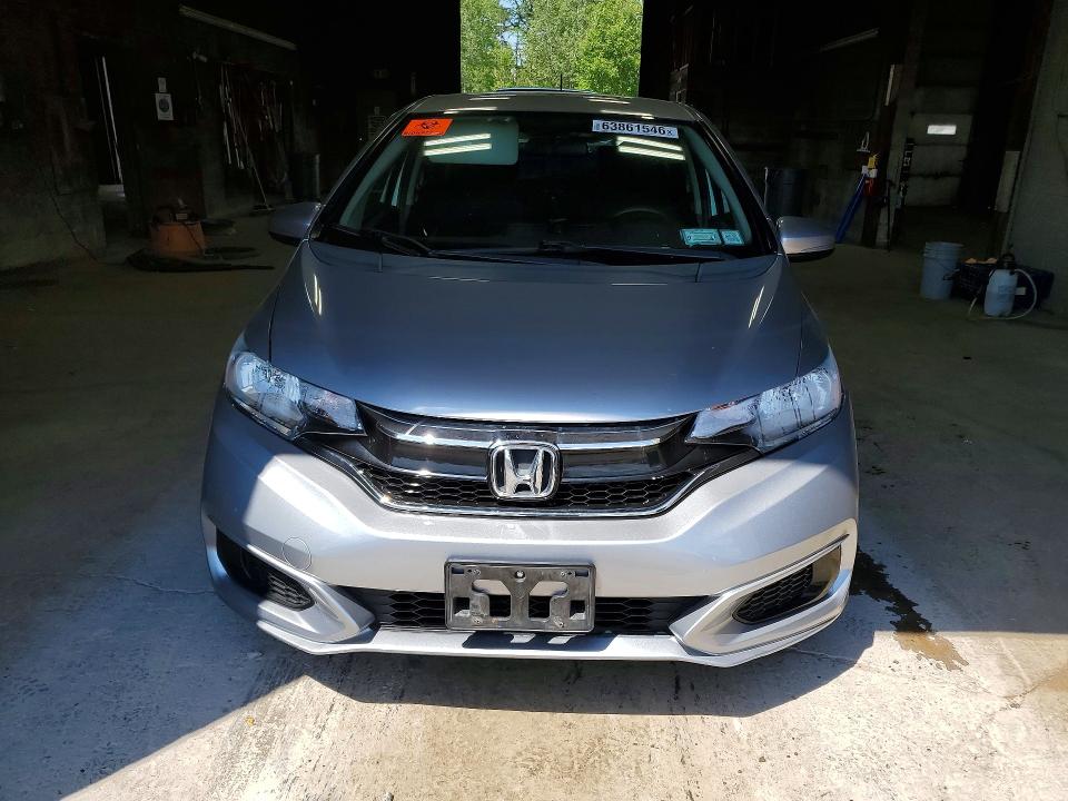 2018 Honda Fit მანქანა იყიდება აუქციონზე, vin: 3HGGK5H49JM735413, აუქციონის ნომერი: 63861546