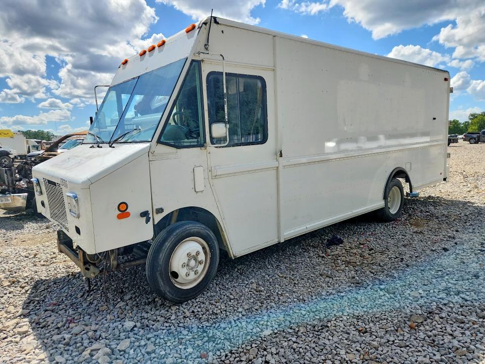 Продажа на аукционе авто 2000 Freightliner Mt45 Chassis, vin: 4UZA4FA44YCF32521, номер лота: 63345946