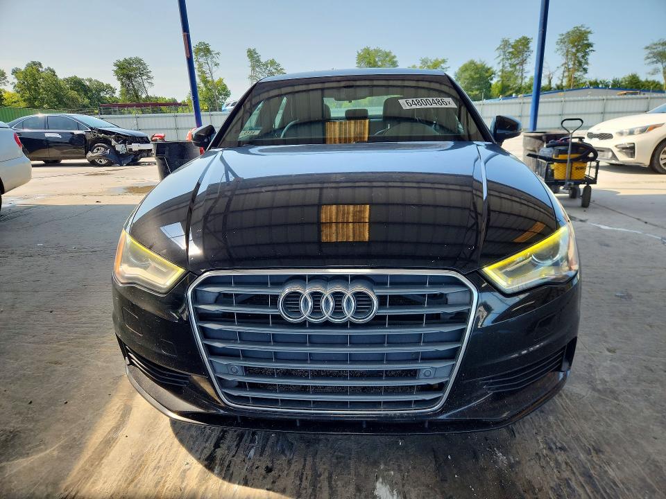 Продаж на аукціоні авто 2016 Audi A3, vin: WAUA7GFF2G1005240, номер лоту: 64800486