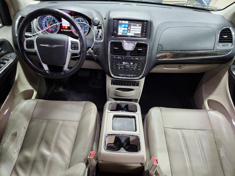 61885366 :رقم المزاد ، 2C4RC1CG1DR589276 vin ، 2013 Chrysler Town & Country مزاد بيع