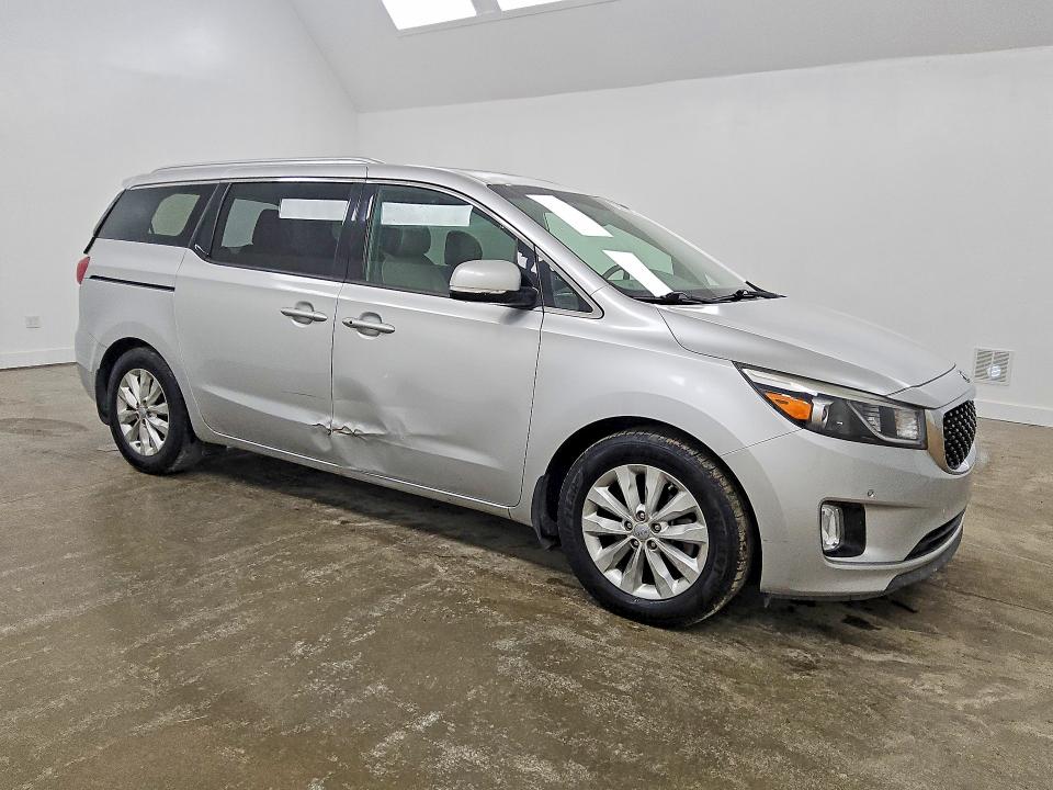 61597586 :رقم المزاد ، KNDMC5C15J6348093 vin ، 2018 Kia Sedona مزاد بيع