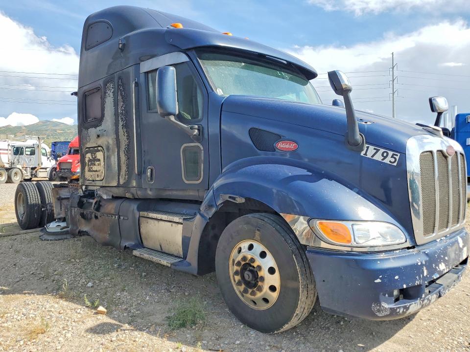 Продажа на аукционе авто 2011 Peterbilt 387, vin: 1XP7D49X2BD763187, номер лота: 64310246