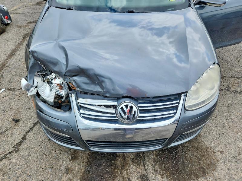 Продажа на аукционе авто 2010 Volkswagen Jetta, vin: 3VWRZ7AJ5AM050269, номер лота: 62296376