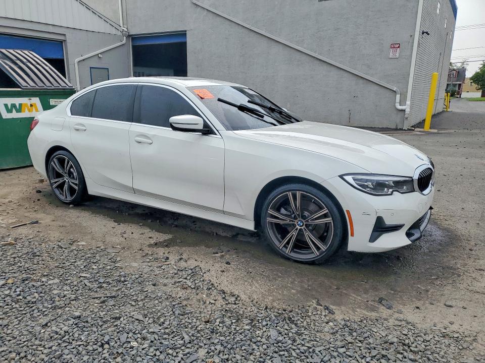 64670636 :رقم المزاد ، 3MW5R7J08N8C30902 vin ، 2022 Bmw 330xi مزاد بيع