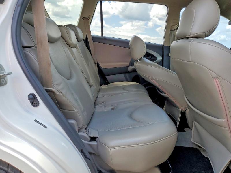 Продажа на аукционе авто 2006 Toyota Rav4, vin: JTMZD33V965005746, номер лота: 63484196