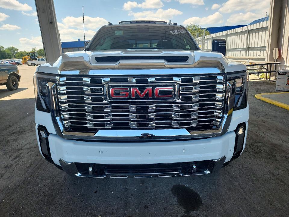 63739606 :رقم المزاد ، 1GT4URE78SF178626 vin ، 2025 Gmc Sierra مزاد بيع