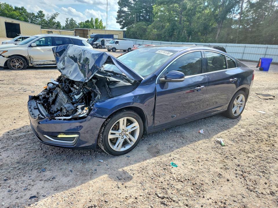 63774136 :رقم المزاد ، YV1612FH4E1285829 vin ، 2014 Volvo S60 مزاد بيع
