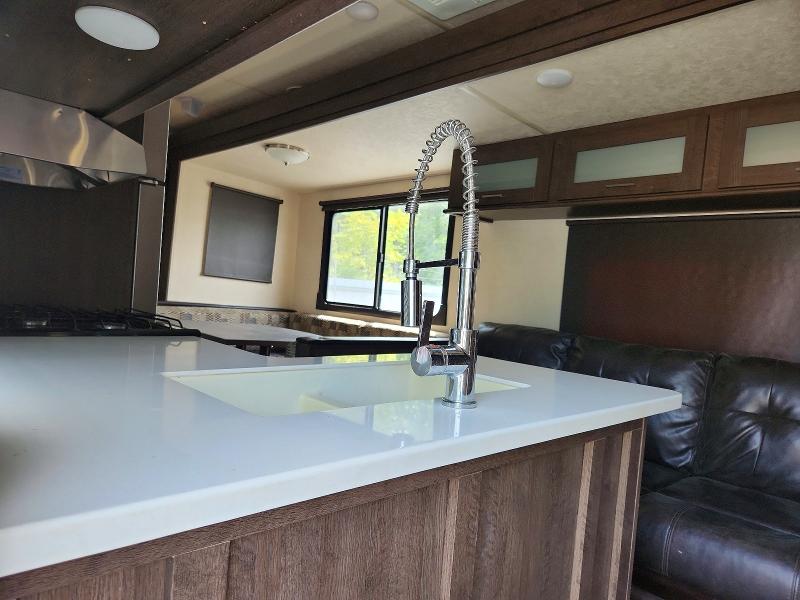 Продажа на аукционе авто 2018 Wildwood Forest Riv, vin: 4X4TWDH21JA263970, номер лота: 65712296