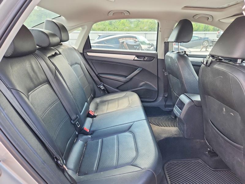 63098756 :رقم المزاد ، 1VWBP7A34CC074902 vin ، 2012 Volkswagen Passat مزاد بيع