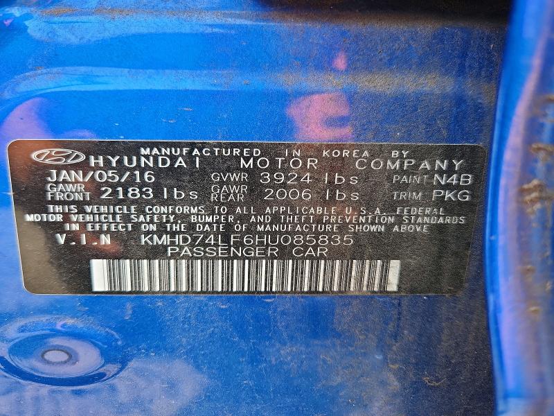 64239336 :رقم المزاد ، KMHD74LF6HU085835 vin ، 2017 Hyundai Elantra مزاد بيع