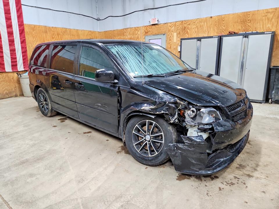 66338336 :رقم المزاد ، 2C4RDGBG7FR750718 vin ، 2015 Dodge Grand Caravan مزاد بيع