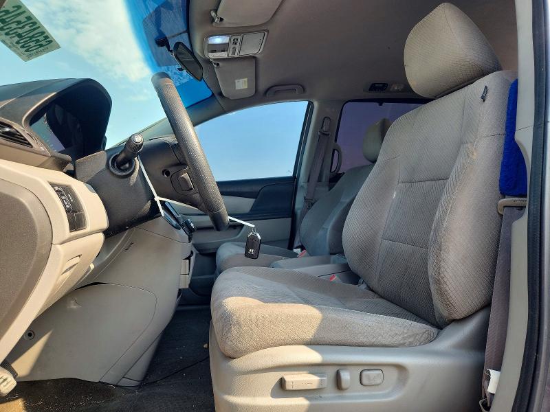 65843546 :رقم المزاد ، 5FNRL5H46FB037180 vin ، 2015 Honda Odyssey مزاد بيع