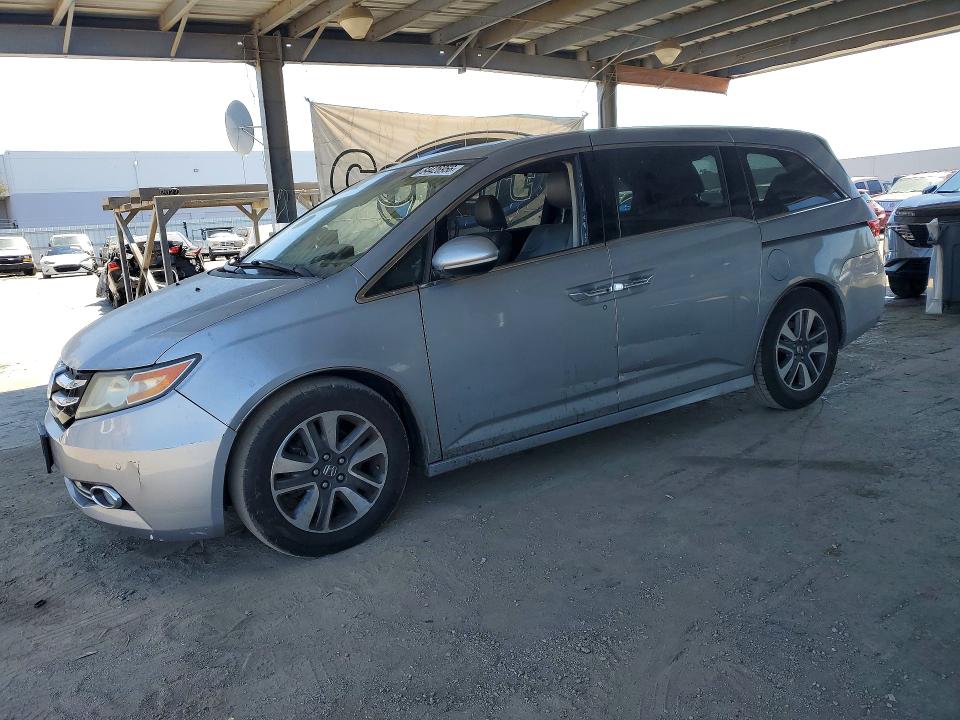 2016 Honda Odyssey მანქანა იყიდება აუქციონზე, vin: 5FNRL5H90GB121430, აუქციონის ნომერი: 64426956