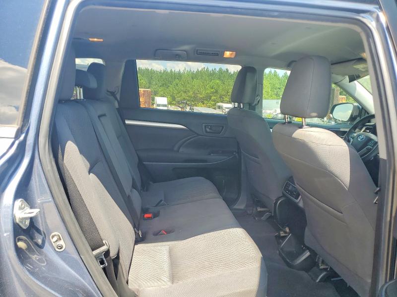 64001776 :رقم المزاد ، 5TDZZRFH7KS350806 vin ، 2019 Toyota Highlander مزاد بيع