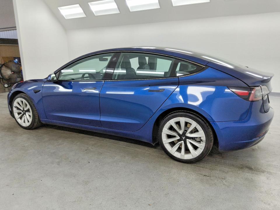 2022 Tesla Model 3 მანქანა იყიდება აუქციონზე, vin: 5YJ3E1EA7NF189602, აუქციონის ნომერი: 63424056