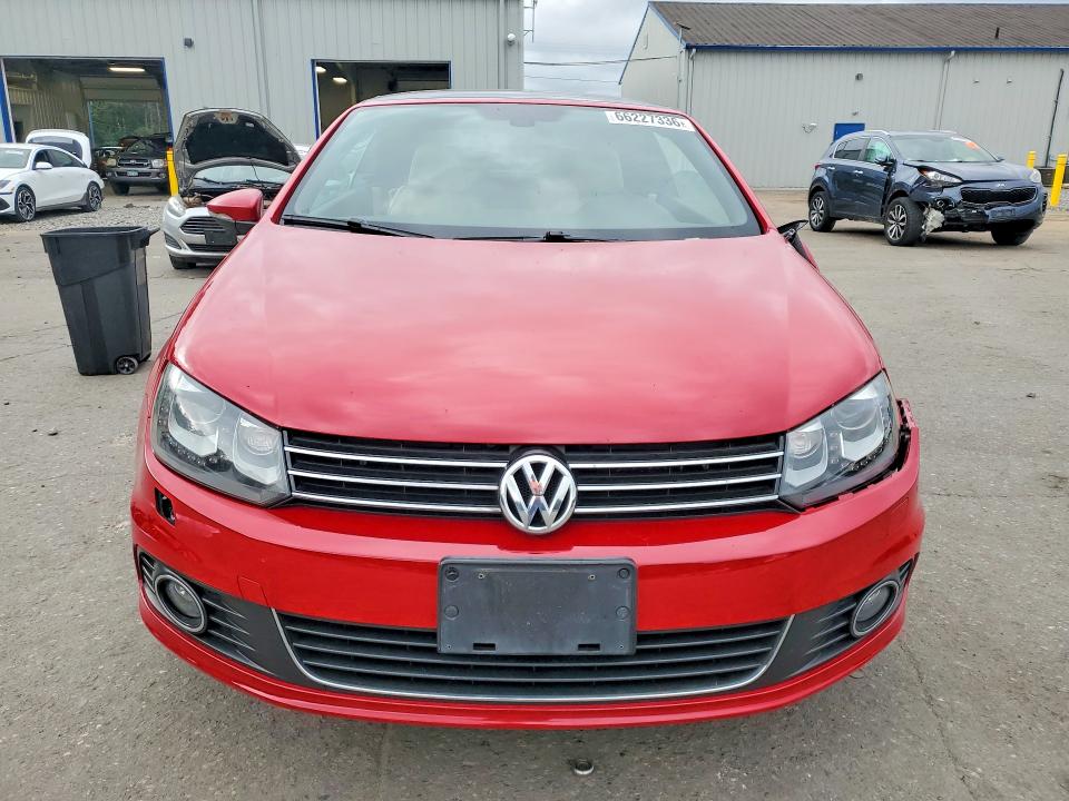 2013 Volkswagen Eos მანქანა იყიდება აუქციონზე, vin: WVWFW8AH4DV003701, აუქციონის ნომერი: 66227336