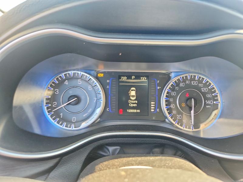 2015 Chrysler 200 მანქანა იყიდება აუქციონზე, vin: 1C3CCCAB6FN582143, აუქციონის ნომერი: 65430606