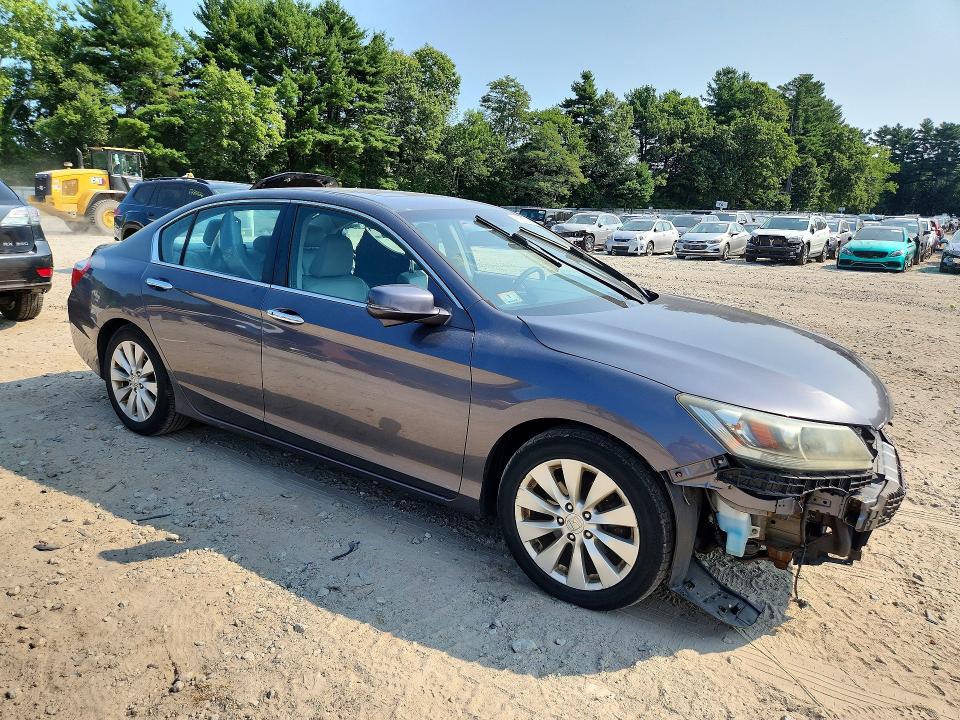 Продажа на аукционе авто 2013 Honda Accord, vin: 1HGCR2F82DA245749, номер лота: 63910186