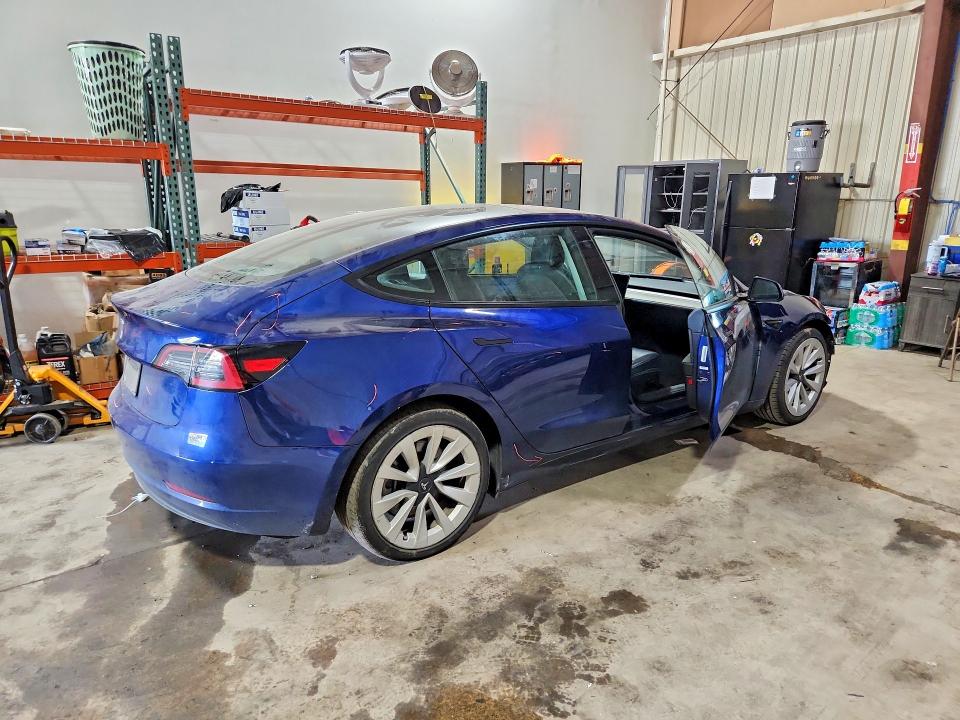 Продажа на аукционе авто 2023 Tesla Model 3, vin: 5YJ3E1EA4PF435265, номер лота: 62439346