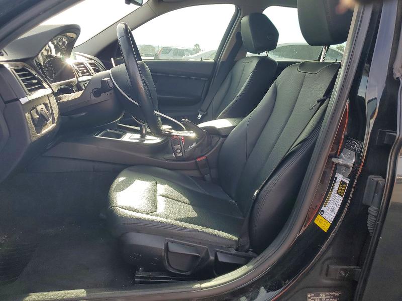 65883456 :رقم المزاد ، WBA3B1G50FNT64135 vin ، 2015 Bmw 320 مزاد بيع