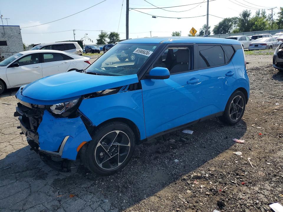 2025 Kia Soul მანქანა იყიდება აუქციონზე, vin: KNDJ33AU3S7266928, აუქციონის ნომერი: 65986636