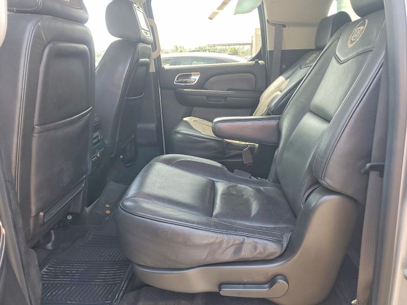 Продажа на аукционе авто 2023 Cadillac Escalade, vin: 1GYS4KEF0DR228162, номер лота: 66090656