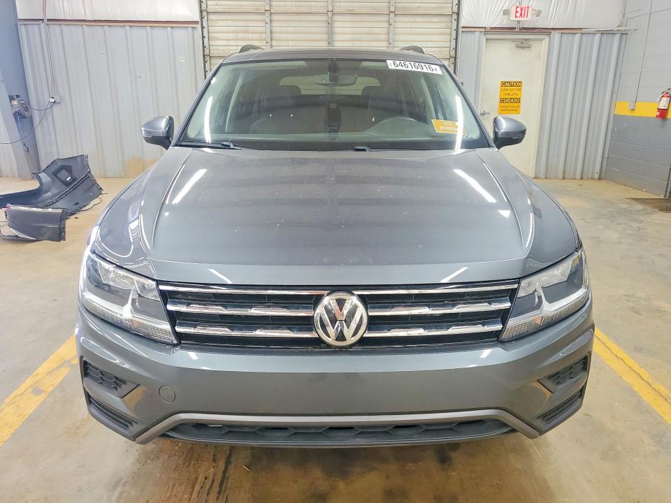 Продаж на аукціоні авто 2021 Volkswagen Tiguan, vin: 3VV3B7AX9MM136921, номер лоту: 64616916