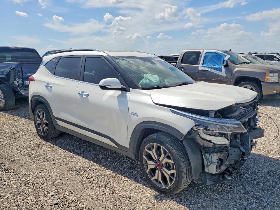 65863196 :رقم المزاد ، KNDETCA2XM7150046 vin ، 2021 Kia Seltos مزاد بيع