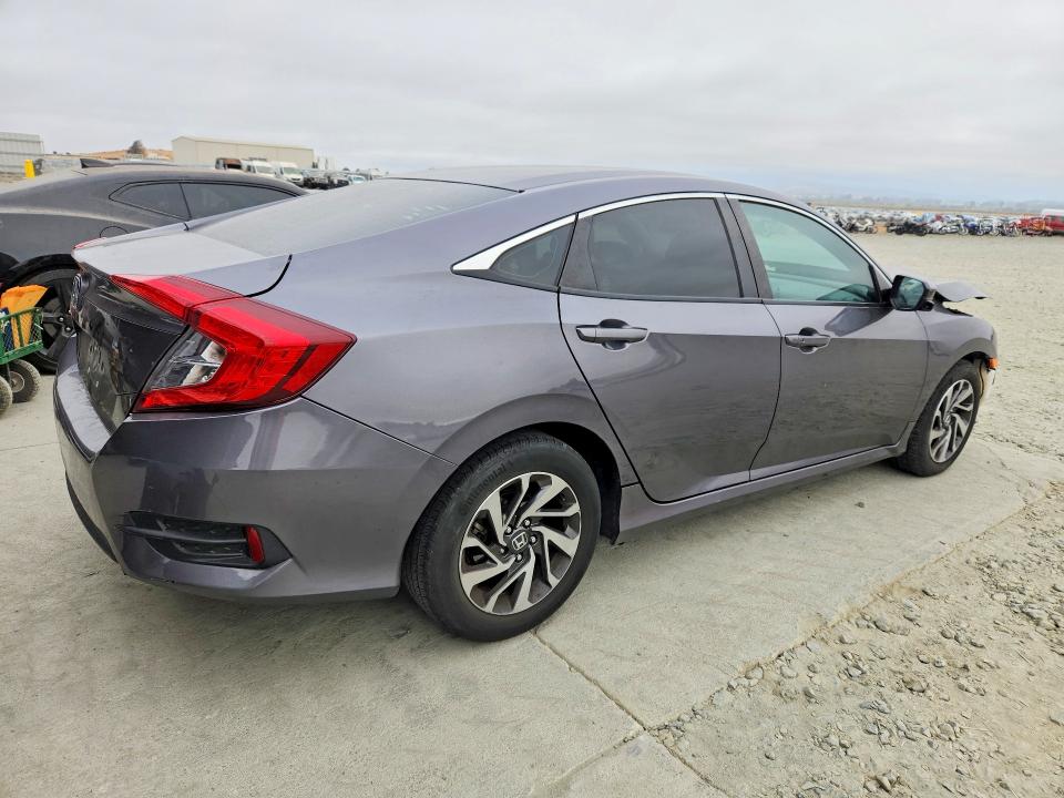 2016 Honda Civic მანქანა იყიდება აუქციონზე, vin: 19XFC2F79GE246869, აუქციონის ნომერი: 64801206