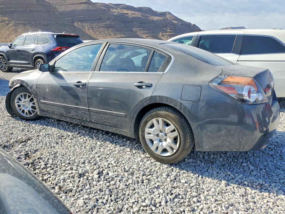 64043156 :رقم المزاد ، 1N4AL21E19C110767 vin ، 2009 Nissan Altima مزاد بيع